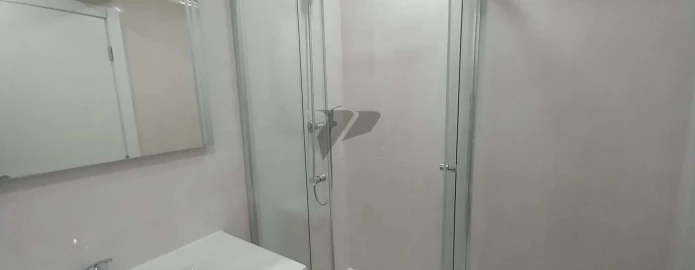 Apartamento T3 para Venda em Charneca de Caparica e Sobreda