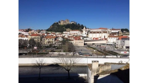 Apartamento T3 para Venda em Leiria, Pousos, Barreira e Cortes