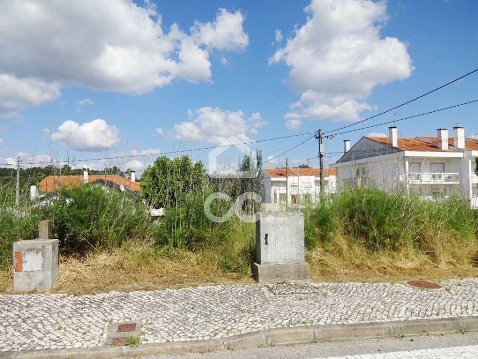 Terreno para Venda em Abraveses Foto 3
