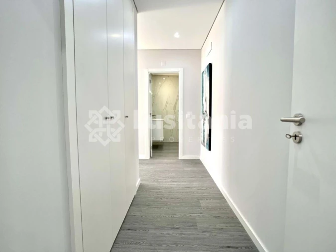 Apartamento T3 para Venda em Quelfes Foto 13