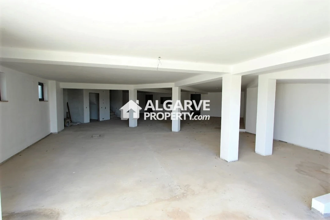 Moradia T4 para Venda em Boliqueime Foto 16