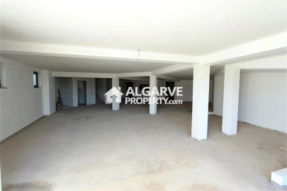 Moradia T4 para Venda em Boliqueime