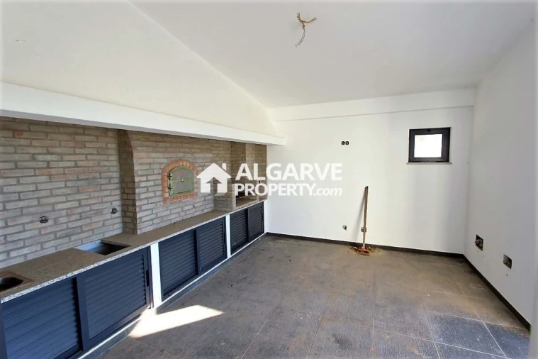Moradia T4 para Venda em Boliqueime Foto 2