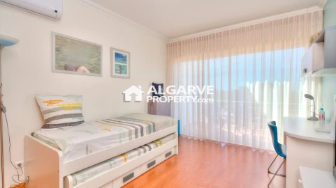 Moradia T3 para Venda em Quarteira