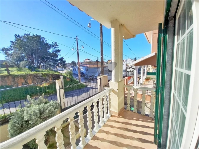 Moradia T3 para Venda em Charneca de Caparica e Sobreda Foto 8