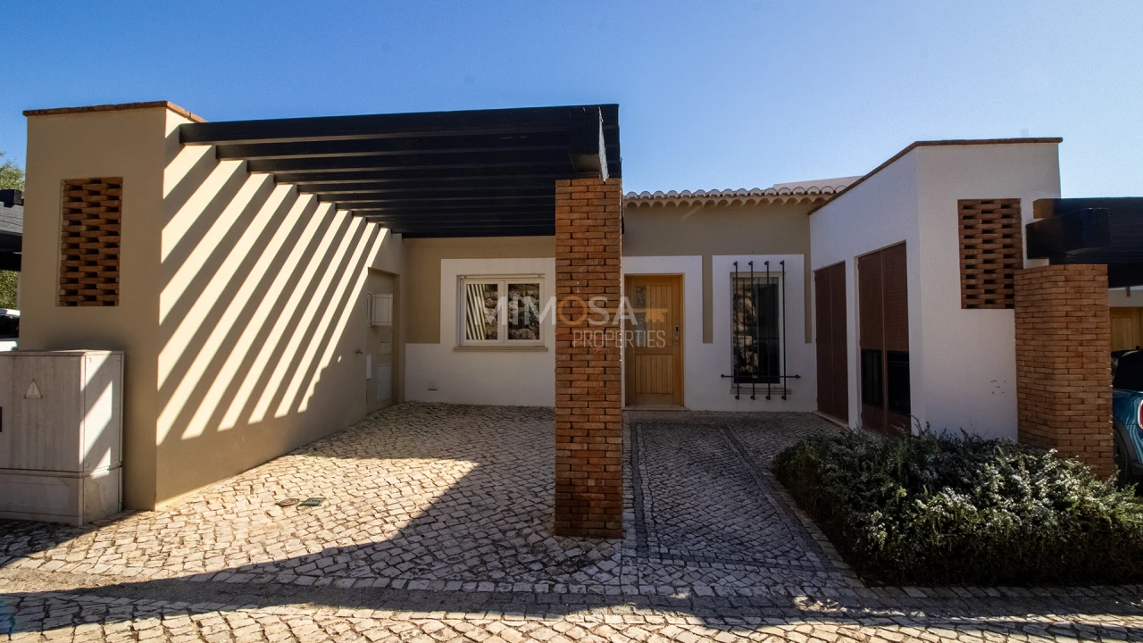 Moradia T3 para Arrendamento em Mexilhoeira Grande Foto 21