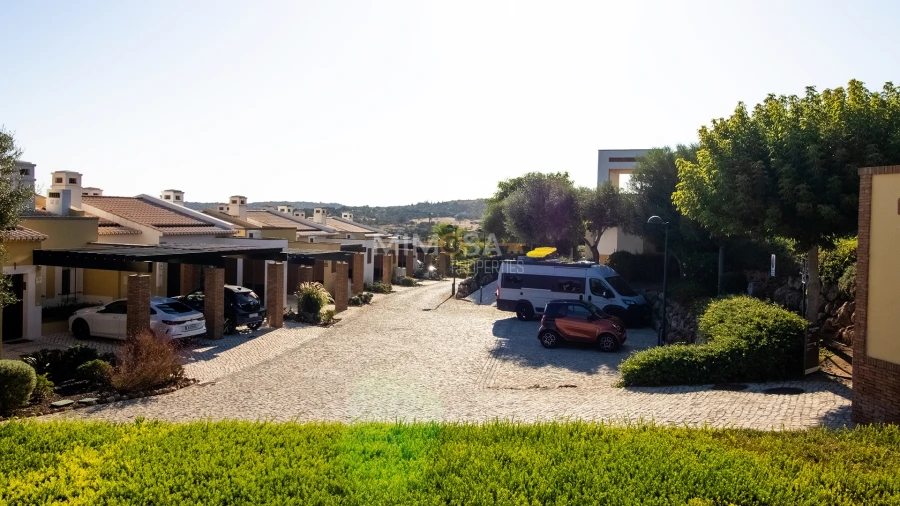 Moradia T3 para Arrendamento em Mexilhoeira Grande Foto 43