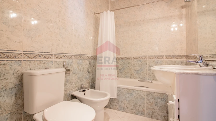 Apartamento T2 para Arrendamento férias em Monte Gordo Foto 12