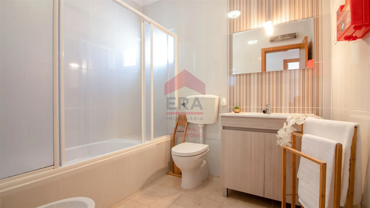 Apartamento T2 para Arrendamento férias em Monte Gordo Foto 13