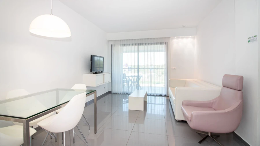 Apartamento T2 para Arrendamento férias em Monte Gordo Foto 2