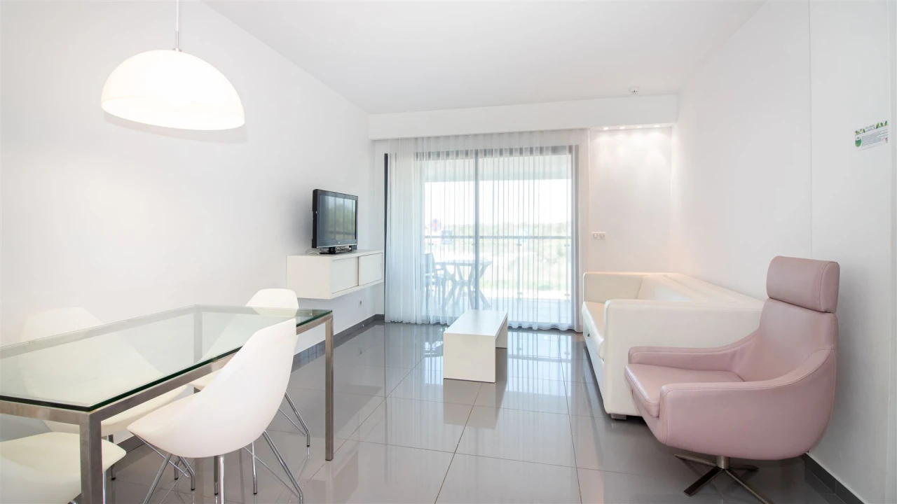 Apartamento T2 para Arrendamento férias em Monte Gordo Foto 2
