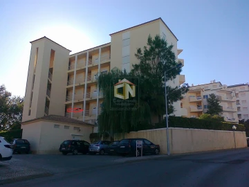 Apartamento T1 para Arrendamento em Alvor