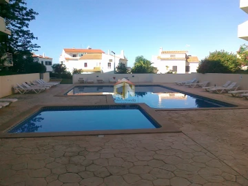 Apartamento T1 para Arrendamento em Alvor