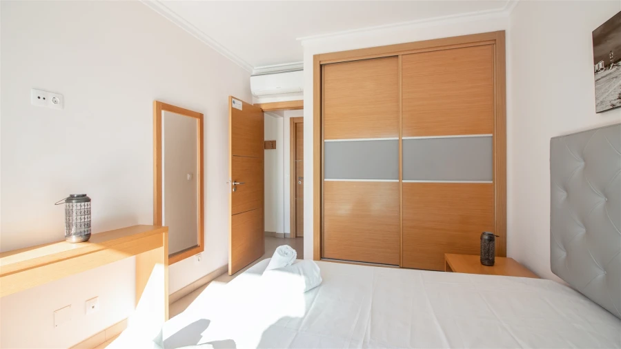 Apartamento T1 para Arrendamento férias em Monte Gordo Foto 4