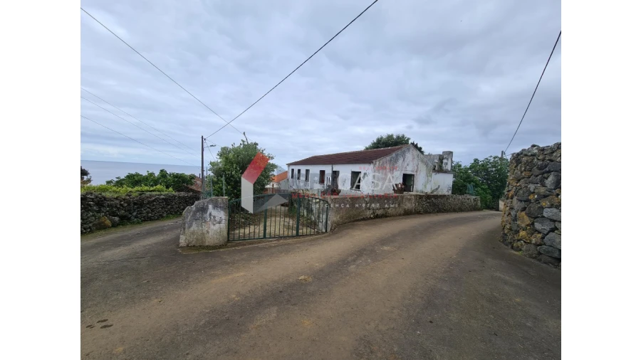 Moradia T3 para Venda em São Bartolomeu de Regatos Foto 2