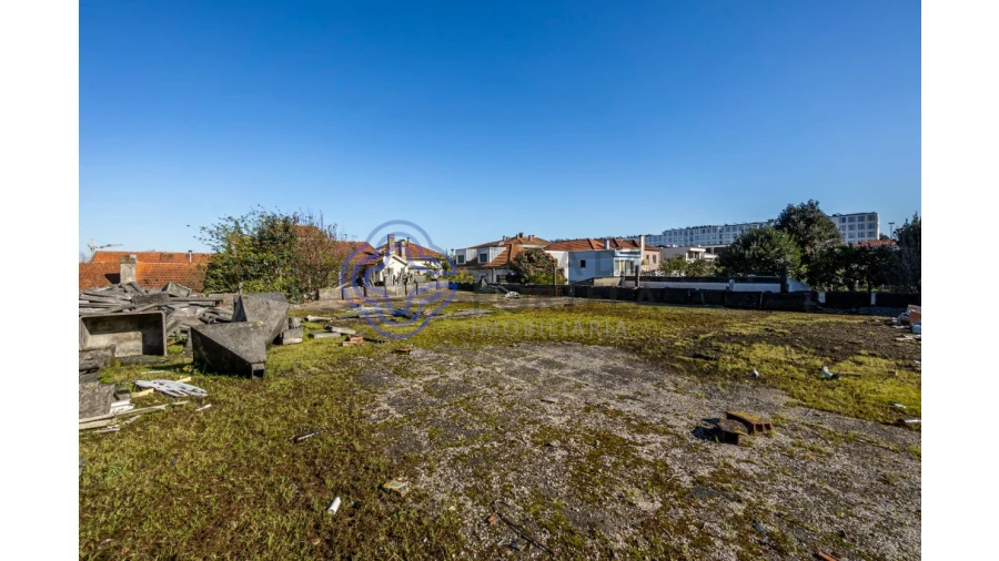 Prédio para Venda em Paranhos Foto 21