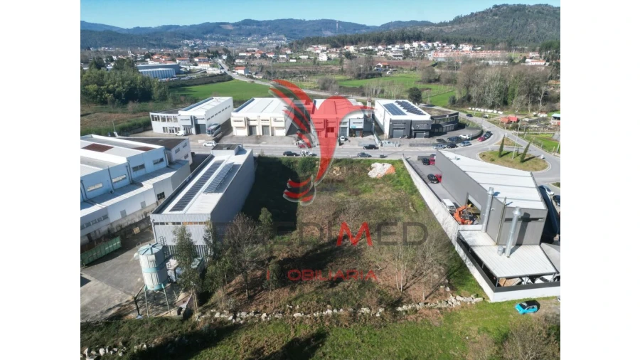 Terreno para Venda em Briteiros Santo Estêvão e Donim Foto 7