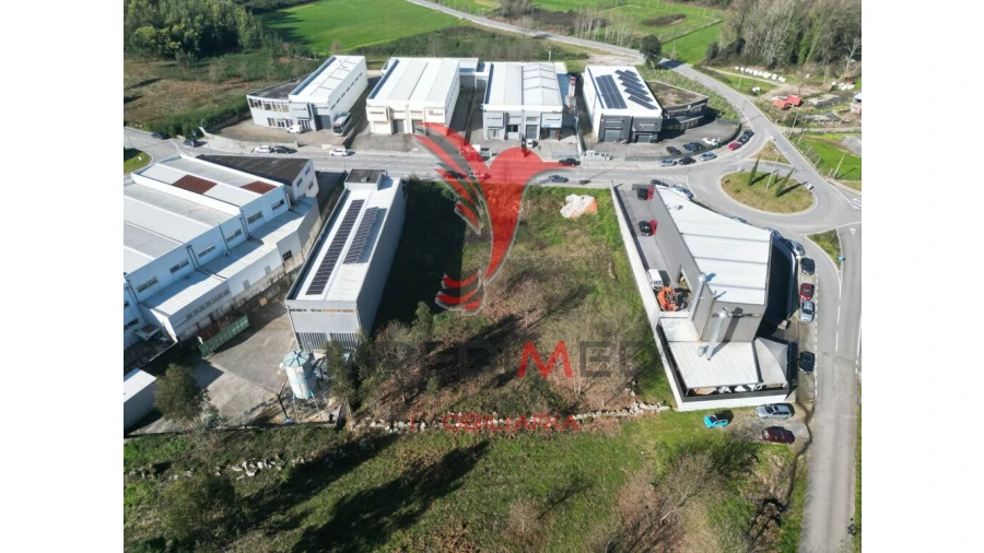 Terreno para Venda em Briteiros Santo Estêvão e Donim Foto 1