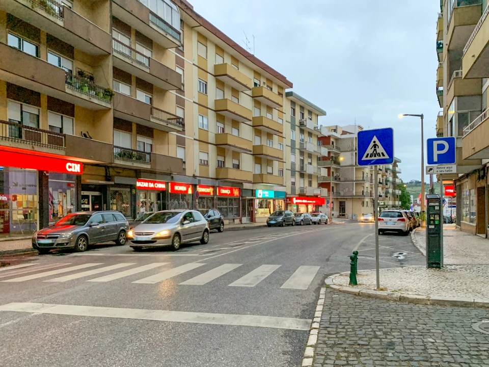 Loja para Venda em Santa Maria, São Pedro e Matacães Foto 2