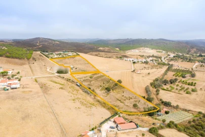 Terreno para Venda em Lagos (São Sebastião e Santa Maria)