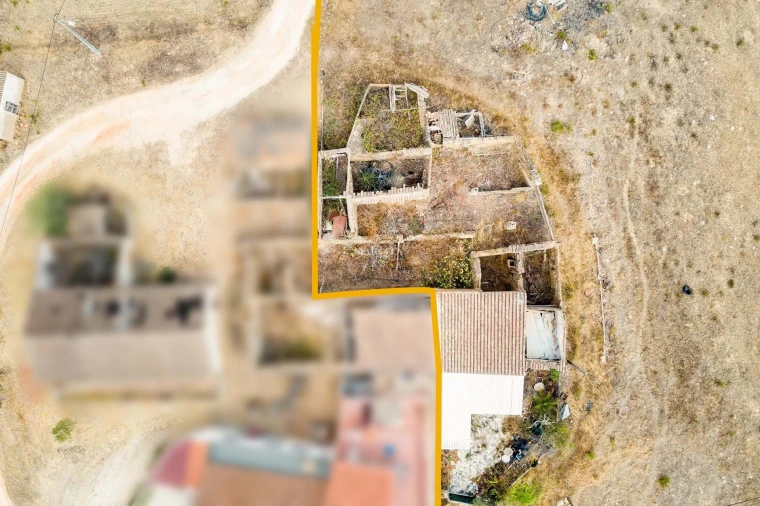 Terreno para Venda em Lagos (São Sebastião e Santa Maria) Foto 10