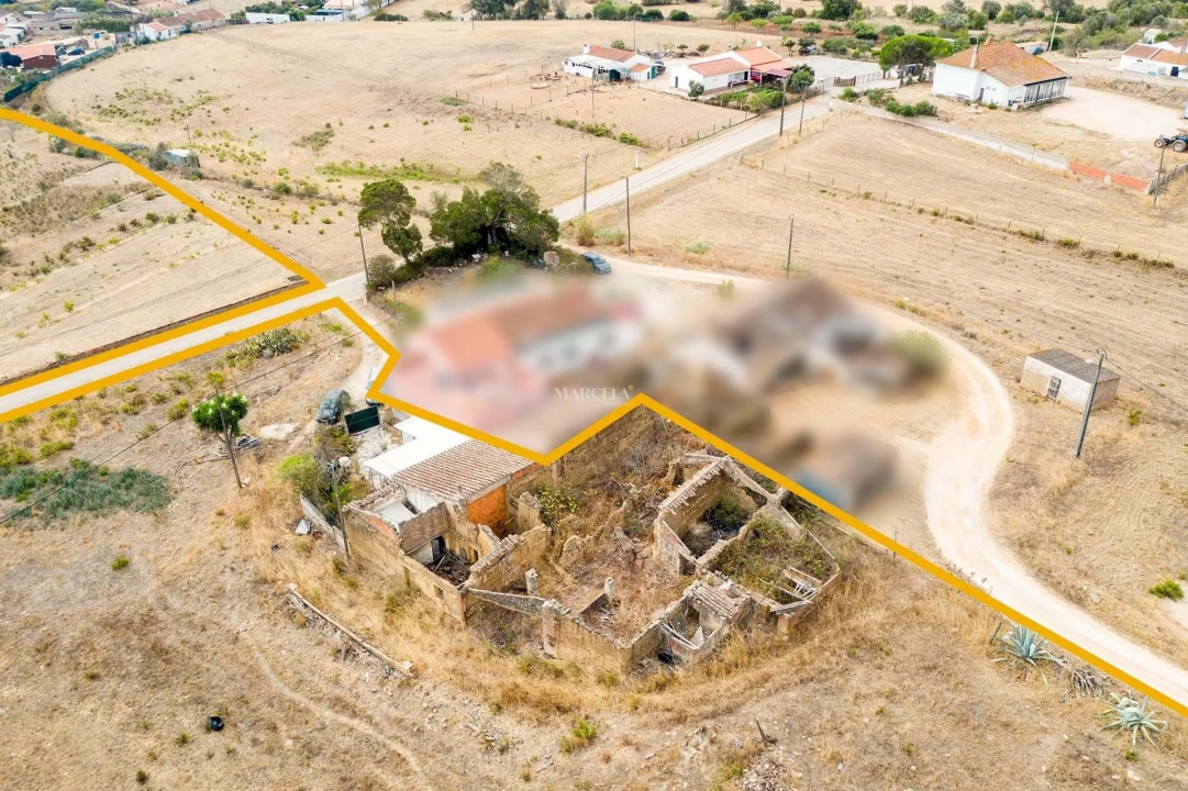 Terreno para Venda em Lagos (São Sebastião e Santa Maria) Foto 8