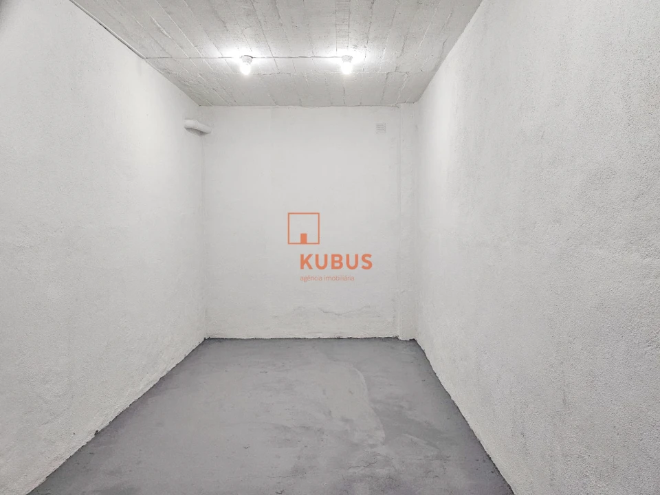 Garagem para Venda em São João Baptista Foto 2