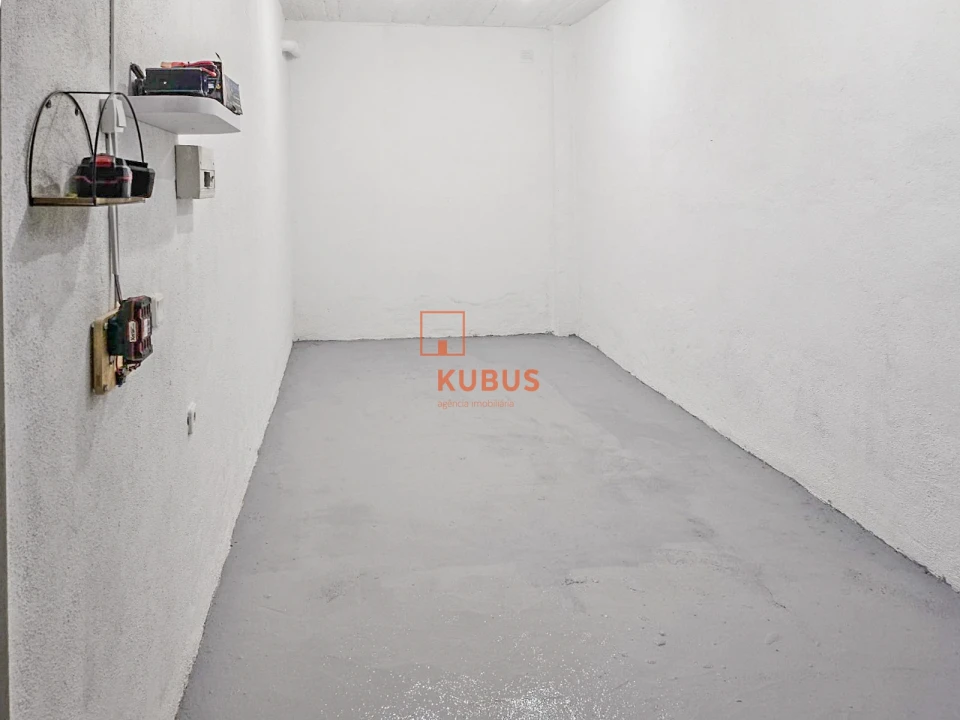 Garagem para Venda em São João Baptista Foto 1