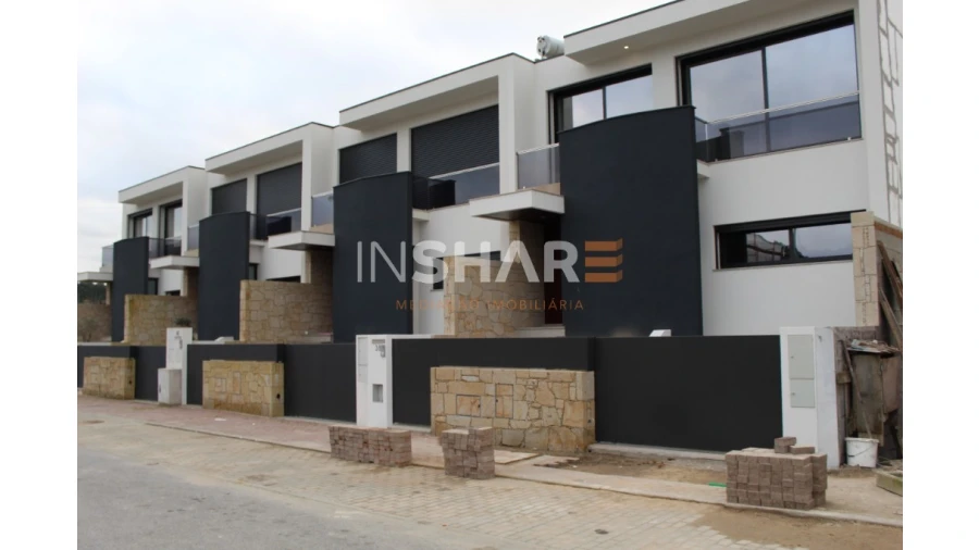 Moradia T3 para Venda em Palmeira Foto 25