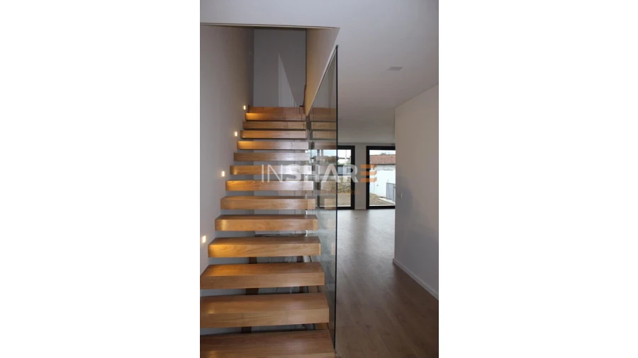 Moradia T3 para Venda em Palmeira Foto 21