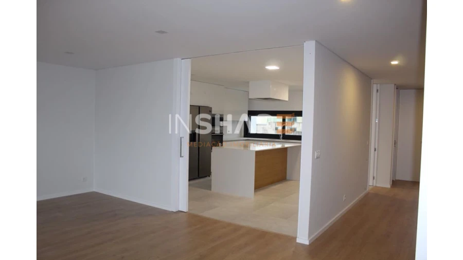 Moradia T3 para Venda em Palmeira Foto 3