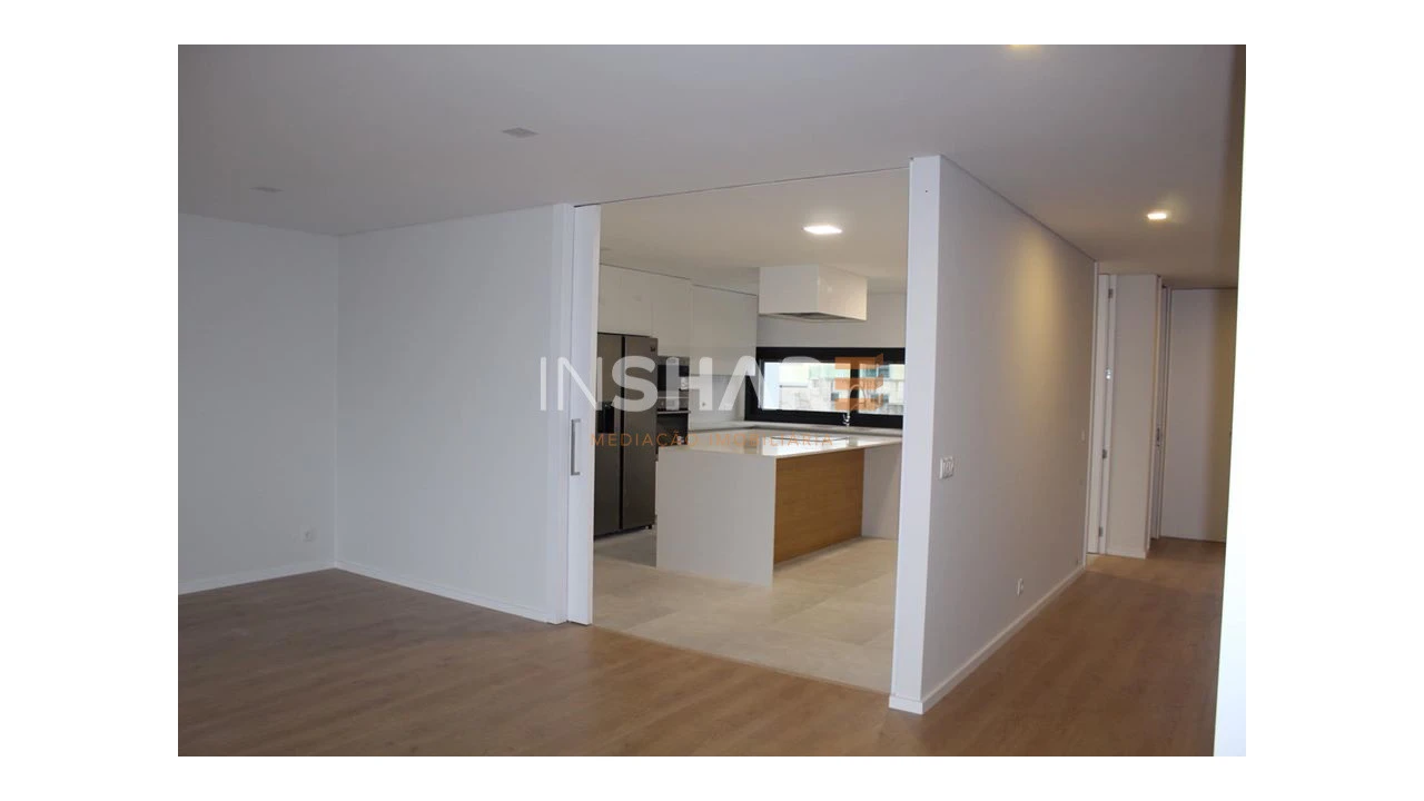 Moradia T3 para Venda em Palmeira Foto 3