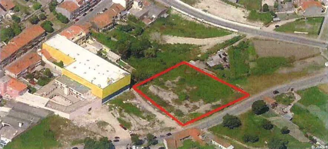 Terreno P/ Prédio para Venda em Rio Tinto Foto 2