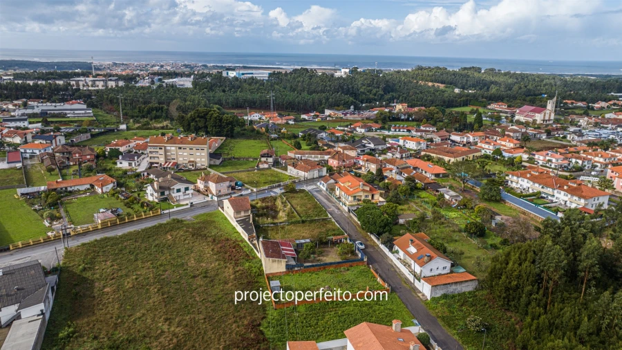 Terreno para Venda em Esmoriz Foto 3