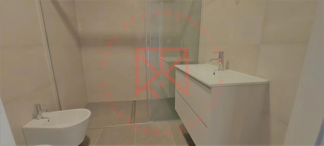 Apartamento T2 para Venda em Cedofeita, Santo Ildefonso, Sé, Miragaia, São Nicolau e Vitória Foto 9