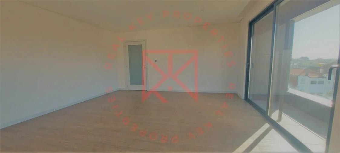 Apartamento T2 para Venda em Cedofeita, Santo Ildefonso, Sé, Miragaia, São Nicolau e Vitória Foto 5