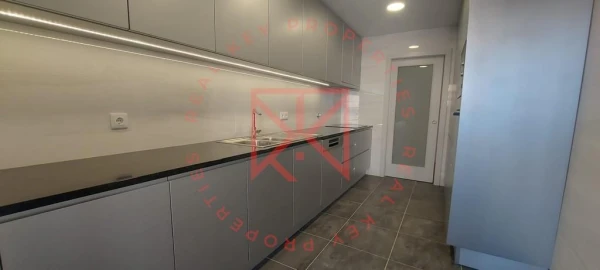 Apartamento T3 para Venda em Cedofeita, Santo Ildefonso, Sé, Miragaia, São Nicolau e Vitória