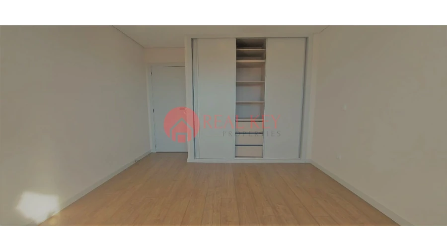 Apartamento T3 para Venda em Cedofeita, Santo Ildefonso, Sé, Miragaia, São Nicolau e Vitória Foto 11