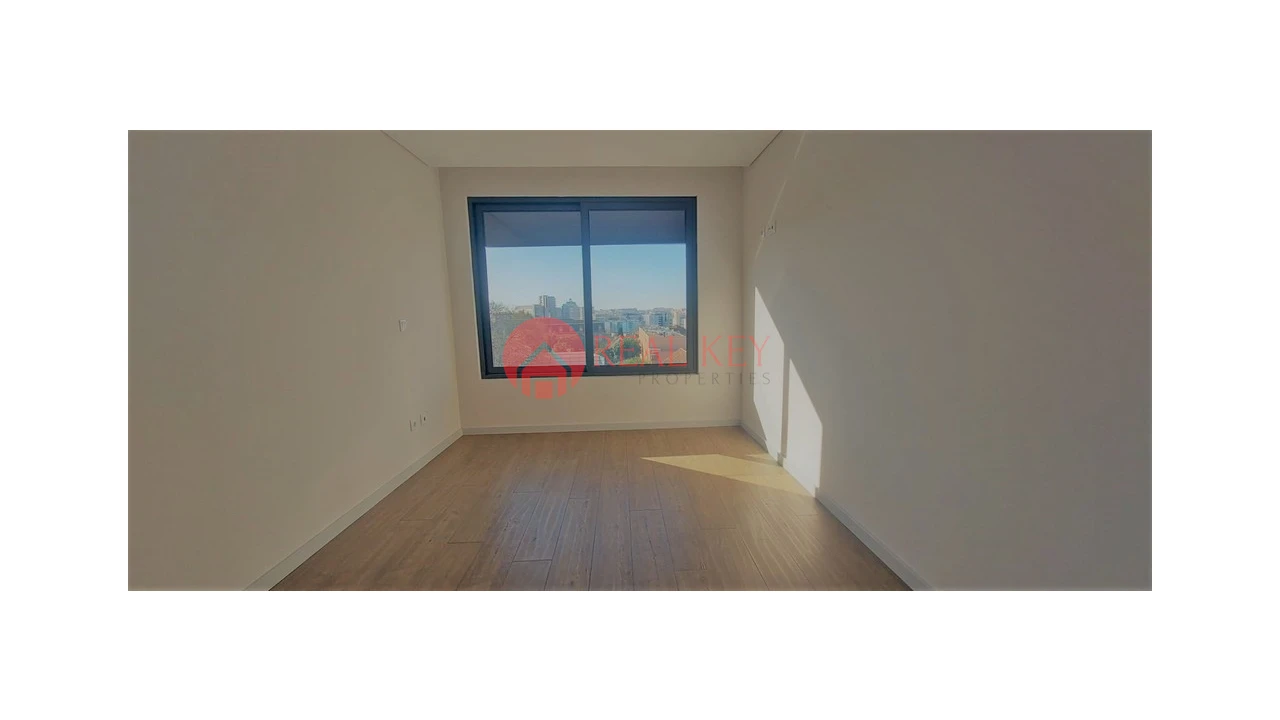 Apartamento T3 para Venda em Cedofeita, Santo Ildefonso, Sé, Miragaia, São Nicolau e Vitória Foto 8