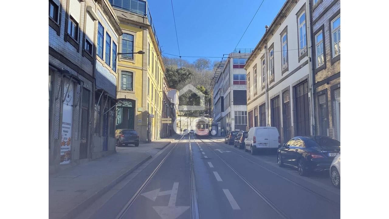 Prédio para Venda em Lordelo do Ouro e Massarelos Foto 29