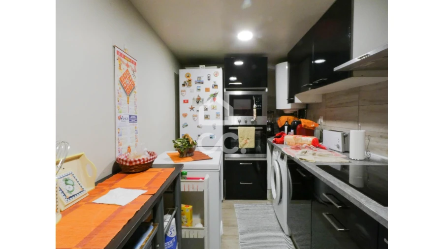 Prédio para Venda em Lordelo do Ouro e Massarelos Foto 23