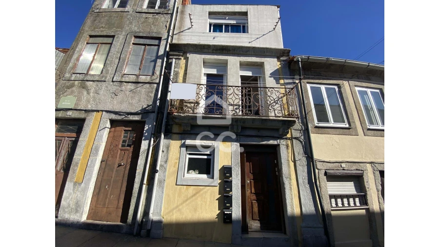 Prédio para Venda em Lordelo do Ouro e Massarelos Foto 6