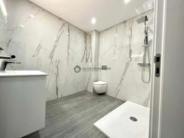 Apartamento T3 para Venda em Olhão