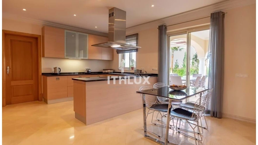 Moradia T4 para Venda em Vila Nova de Cacela Foto 14