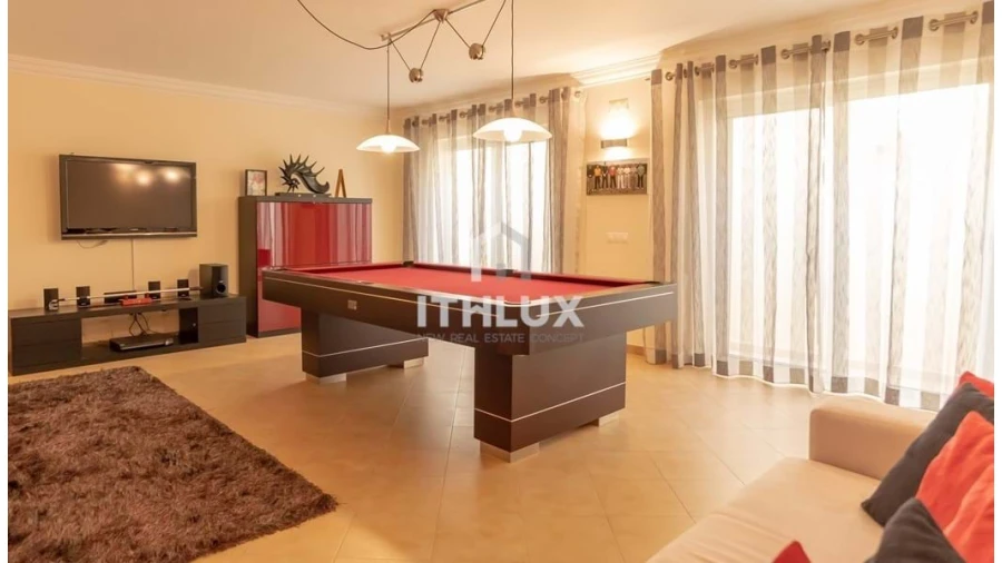 Moradia T4 para Venda em Vila Nova de Cacela Foto 12