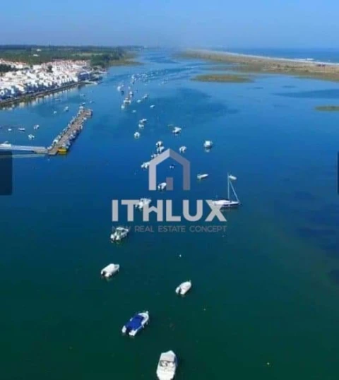 Moradia T5 para Venda em Tavira (Santa Maria e Santiago)