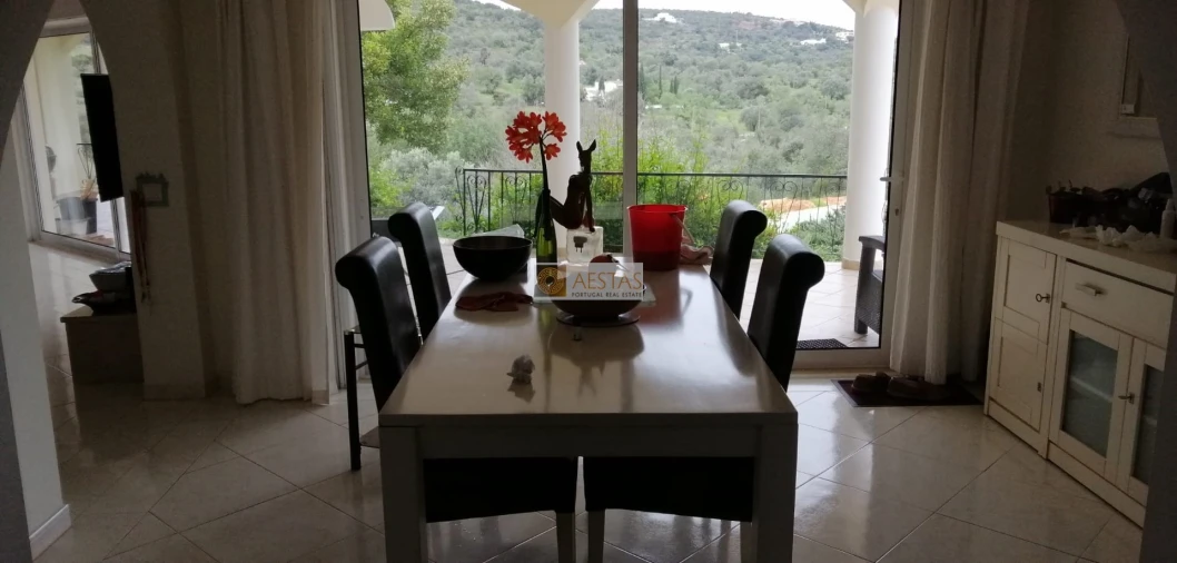 Moradia T3 para Venda em Santa Barbara de Nexe Foto 21