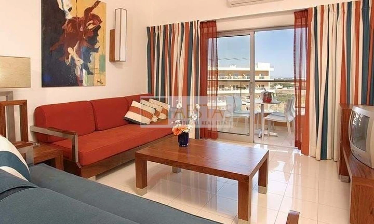 Apartamento T1 para Venda em Albufeira e Olhos de Água Foto 7