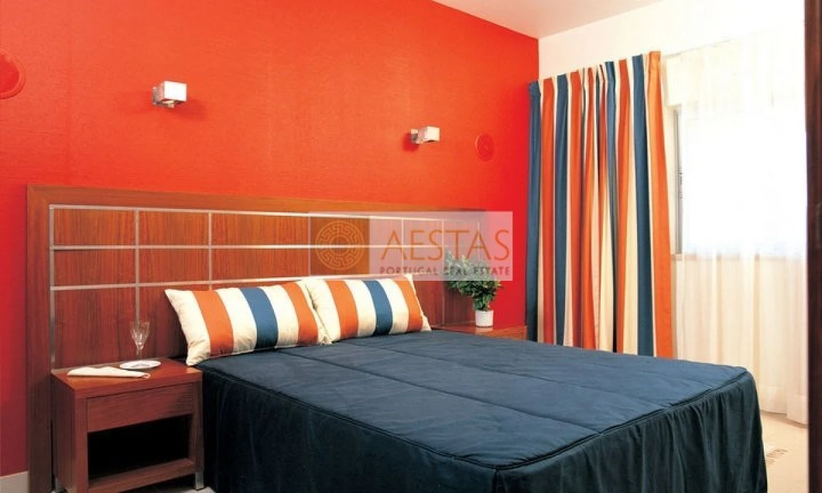 Apartamento T1 para Venda em Albufeira e Olhos de Água Foto 10