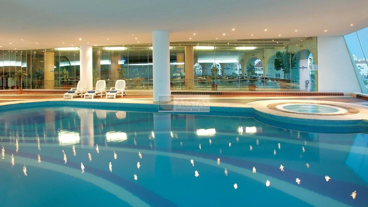 Apartamento T1 para Venda em Albufeira e Olhos de Água Foto 11